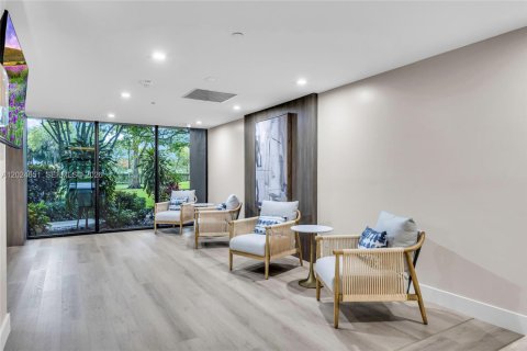 Condominio en venta en Hollywood, Florida, 1 dormitorio, 78.41 m2 № 2154415 - foto 5