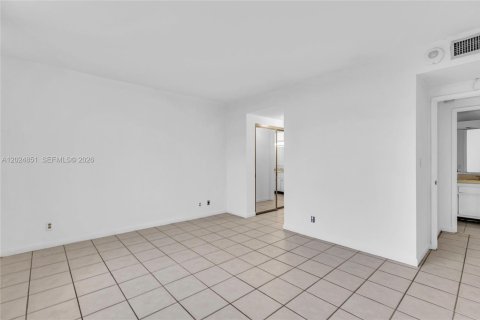 Condominio en venta en Hollywood, Florida, 1 dormitorio, 78.41 m2 № 2154415 - foto 26