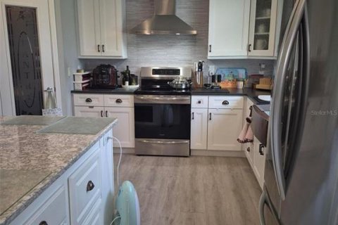 Villa ou maison à vendre à Bradenton, Floride: 3 chambres, 168.34 m2 № 2405666 - photo 8