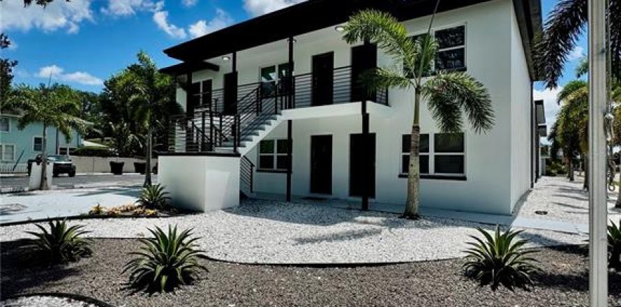 Квартира в Сент-Питерсберг, Флорида 4 комнаты, 60.39м2 № 1905064