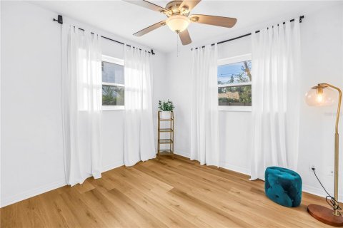 Casa en venta en Saint Petersburg, Florida, 3 dormitorios, 81.29 m2 № 2349901 - foto 11