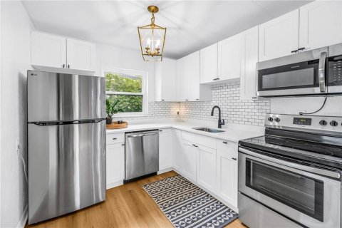 Casa en venta en Saint Petersburg, Florida, 3 dormitorios, 81.29 m2 № 2349901 - foto 7