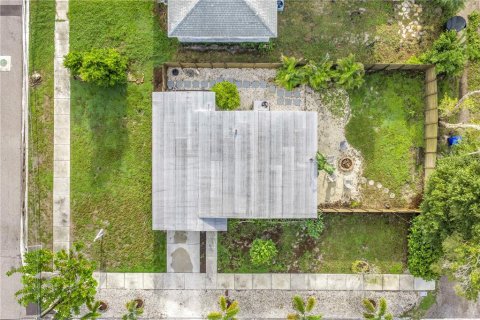 Casa en venta en Saint Petersburg, Florida, 3 dormitorios, 81.29 m2 № 2349901 - foto 22