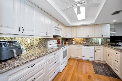 Condominio en venta en Clearwater, Florida, 3 dormitorios, 169.08 m2 № 1602776 - foto 25