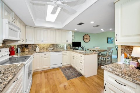 Condominio en venta en Clearwater, Florida, 3 dormitorios, 169.08 m2 № 1602776 - foto 29