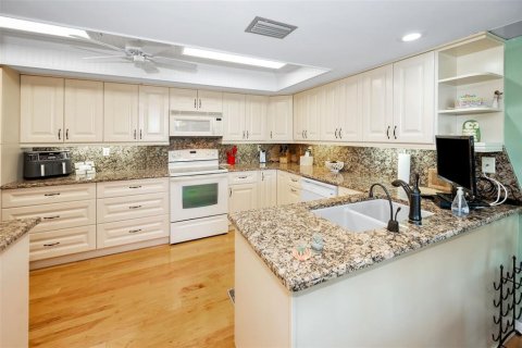 Condominio en venta en Clearwater, Florida, 3 dormitorios, 169.08 m2 № 1602776 - foto 23