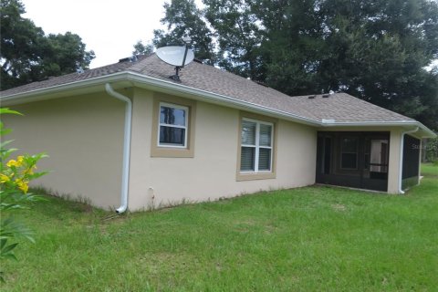 House in Eustis, Florida 3 bedrooms, 166.67 sq.m. № 1900035 - photo 12