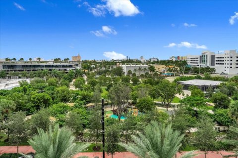 Купить кондоминиум в Майами-Бич, Флорида 2 спальни, 100.15м2, № 1931946 - фото 22