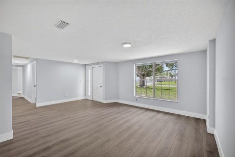 Casa en venta en Apollo Beach, Florida, 3 dormitorios, 135.73 m2 № 1902077 - foto 6