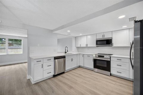 Casa en venta en Apollo Beach, Florida, 3 dormitorios, 135.73 m2 № 1902077 - foto 10