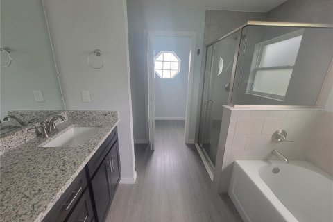 Casa en alquiler en Ocala, Florida, 3 dormitorios, 162.76 m2 № 1677477 - foto 9