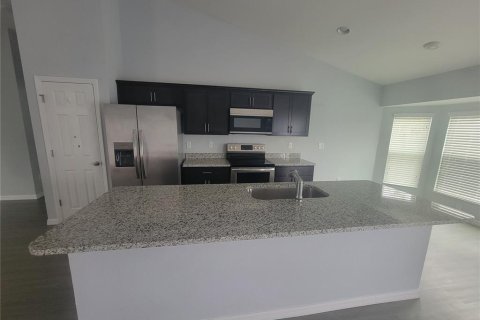 Casa en alquiler en Ocala, Florida, 3 dormitorios, 162.76 m2 № 1677477 - foto 2