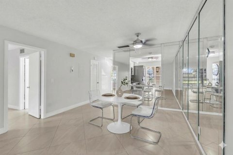 Copropriété à vendre à Delray Beach, Floride: 2 chambres, 94.85 m2 № 2084435 - photo 4