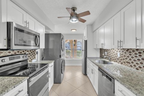 Copropriété à vendre à Delray Beach, Floride: 2 chambres, 94.85 m2 № 2084435 - photo 3