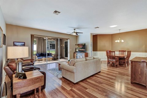 House in Tavares, Florida 3 bedrooms, 169.45 sq.m. № 1721273 - photo 7