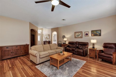 House in Tavares, Florida 3 bedrooms, 169.45 sq.m. № 1721273 - photo 10