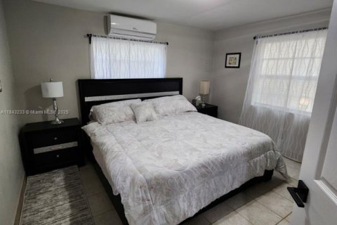 Villa ou maison à louer à Fort Lauderdale, Floride: 3 chambres № 1939957 - photo 7