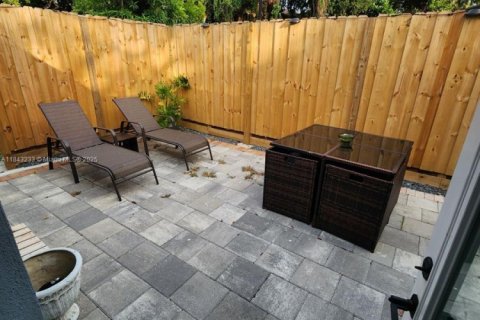 Villa ou maison à louer à Fort Lauderdale, Floride: 3 chambres № 1939957 - photo 11