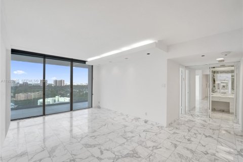 Condo in Aventura, Florida, 2 bedrooms  № 1996504 - photo 19