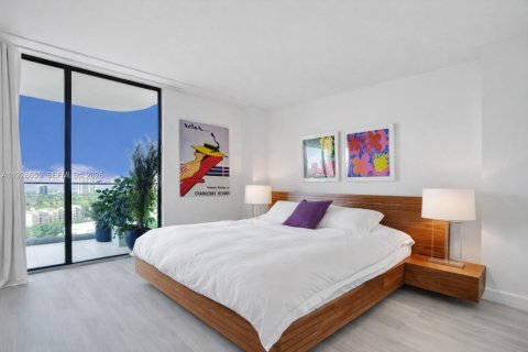 Condo in Aventura, Florida, 2 bedrooms  № 1996504 - photo 29