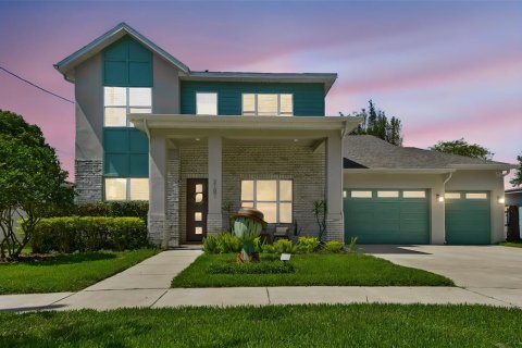 Casa en Orlando, Florida 5 dormitorios, 317.26 m2 № 2124359