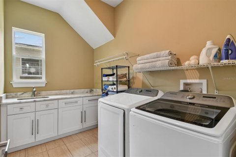 Villa ou maison à vendre à Orlando, Floride: 5 chambres, 317.26 m2 № 2124359 - photo 19