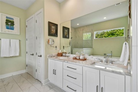 Villa ou maison à vendre à Orlando, Floride: 5 chambres, 317.26 m2 № 2124359 - photo 28