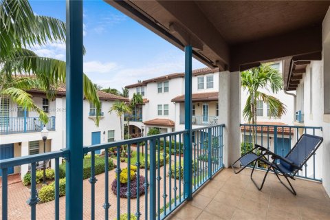Townhouse in Miramar, Florida 3 bedrooms, 155.33 sq.m. № 1832329 - photo 18