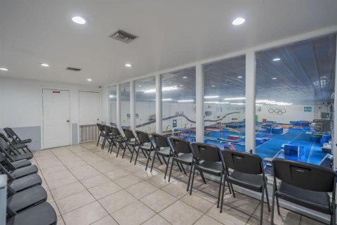 Immobilier commercial à vendre à Port St. Lucie, Floride № 2247674 - photo 10