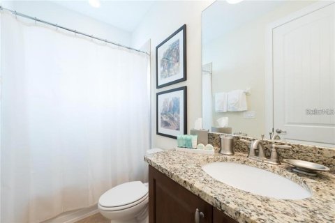 House in Kissimmee, Florida 6 bedrooms, 271.37 sq.m. № 1910410 - photo 23
