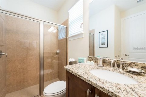 House in Kissimmee, Florida 6 bedrooms, 271.37 sq.m. № 1910410 - photo 24