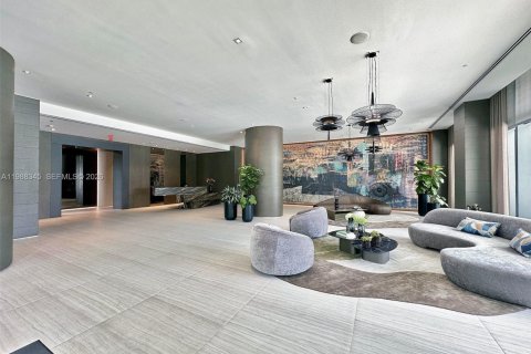 Condo in Miami, Florida, 2 bedrooms  № 2050631 - photo 28