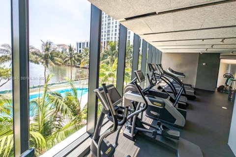 Condo in Miami, Florida, 2 bedrooms  № 2050631 - photo 23