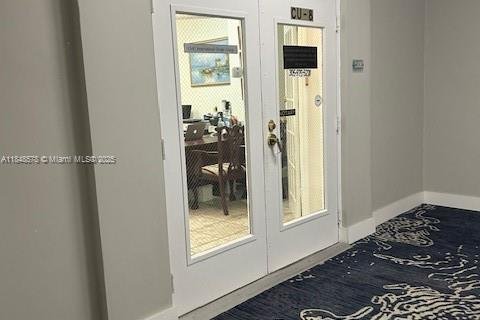 Propiedad comercial en venta en Miami Beach, Florida № 1936379 - foto 2