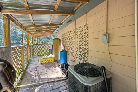 House in Dunnellon, Florida 3 bedrooms, 141.95 sq.m. № 2226037 - photo 11