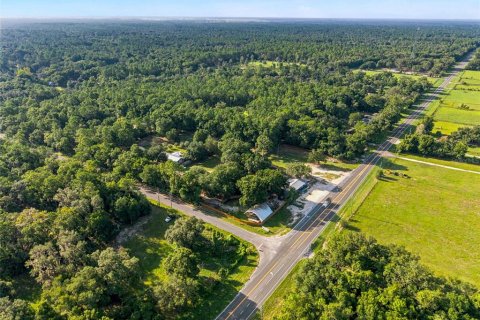 House in Dunnellon, Florida 3 bedrooms, 141.95 sq.m. № 2226037 - photo 13