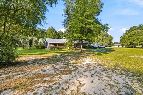 House in Dunnellon, Florida 3 bedrooms, 141.95 sq.m. № 2226037 - photo 3