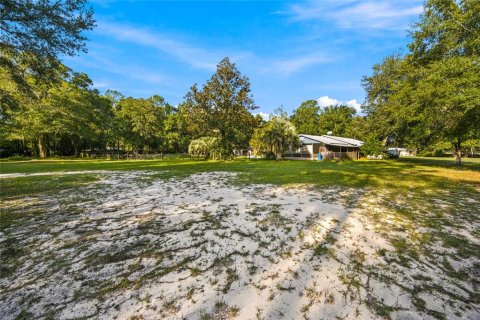 House in Dunnellon, Florida 3 bedrooms, 141.95 sq.m. № 2226037 - photo 10