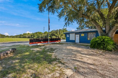 House in Dunnellon, Florida 3 bedrooms, 141.95 sq.m. № 2226037 - photo 21