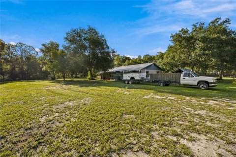 House in Dunnellon, Florida 3 bedrooms, 141.95 sq.m. № 2226037 - photo 6