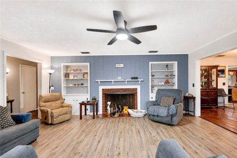 Casa en venta en Winter Haven, Florida, 3 dormitorios, 146.79 m2 № 2203132 - foto 8