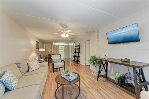 Condominio en alquiler en Venice, Florida, 2 dormitorios, 90.21 m2 № 1905251 - foto 11