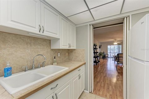 Condominio en alquiler en Venice, Florida, 2 dormitorios, 90.21 m2 № 1905251 - foto 16