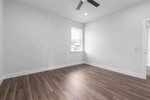 Купить коммерческую недвижимость в Палм-Кост, Флорида 6 спален, 254.09м2, № 1619428 - фото 18
