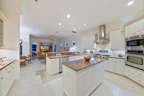 Купить виллу или дом в Энглвуд, Флорида 11 комнат, 279.26м2, № 2200022 - фото 24