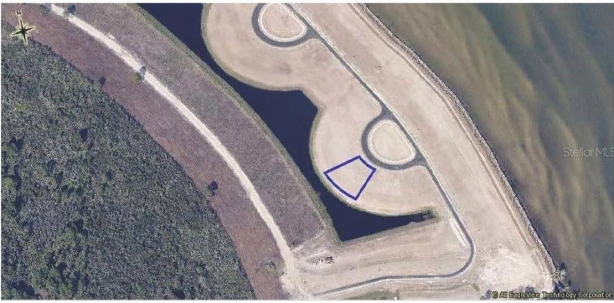 Land in Titusville, Florida № 1724139
