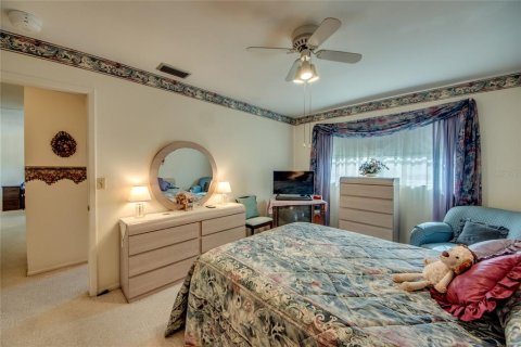Condo in North Fort Myers, Florida, 2 bedrooms  № 1690888 - photo 21