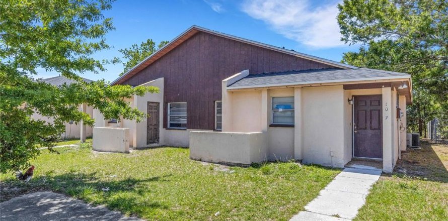 Propiedad comercial en Lakeland, Florida 4 dormitorios, 211.63 m2 № 2225167