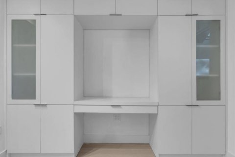 Купить кондоминиум в Корал-Гейблс, Флорида 3 комнаты, 92.25м2, № 2187657 - фото 9