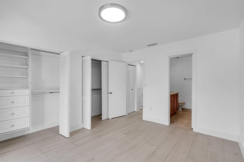 Купить кондоминиум в Корал-Гейблс, Флорида 3 комнаты, 92.25м2, № 2187657 - фото 18